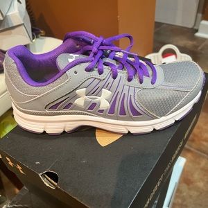 Under Armour Dash Run